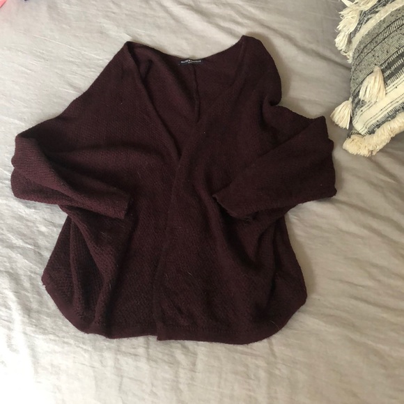 Brandy Melville Shrug - Picture 5 of 6